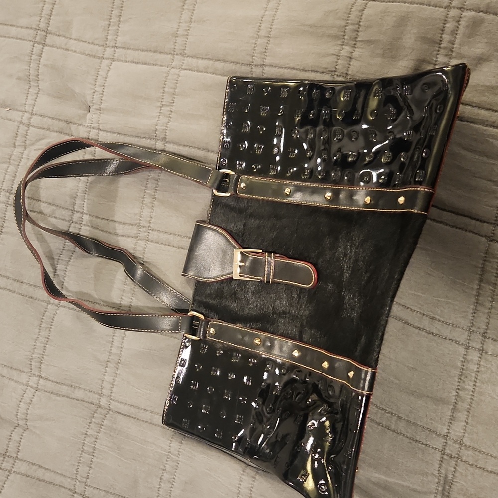 Arcadia Glossy Black Tote with Gold Accents And Fur!